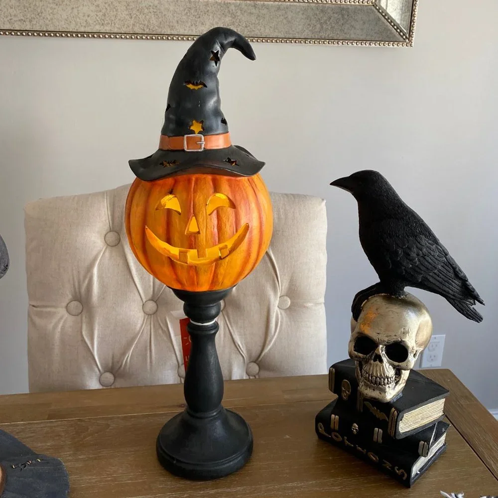 Pumpkin-Head Jack-O-Lantern LED Pedestal Lamp 20